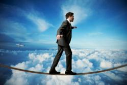 Profit Confidential Expert Reports: Apple’s Recent Break Below Uptrend Suggests S&P 500 on the Edge